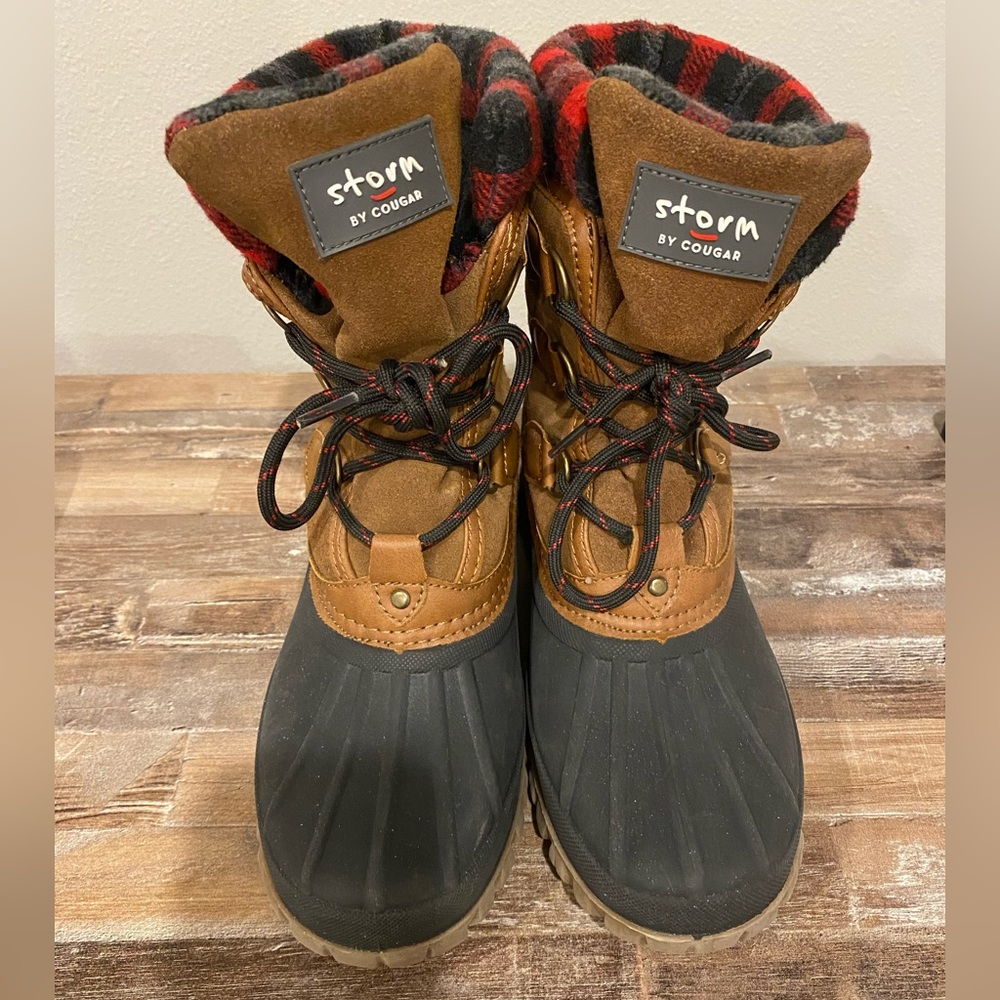 Storm by Cougar rain/ snow boots
